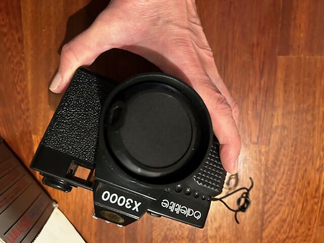 5374673 Macchina fotografica odette 3000