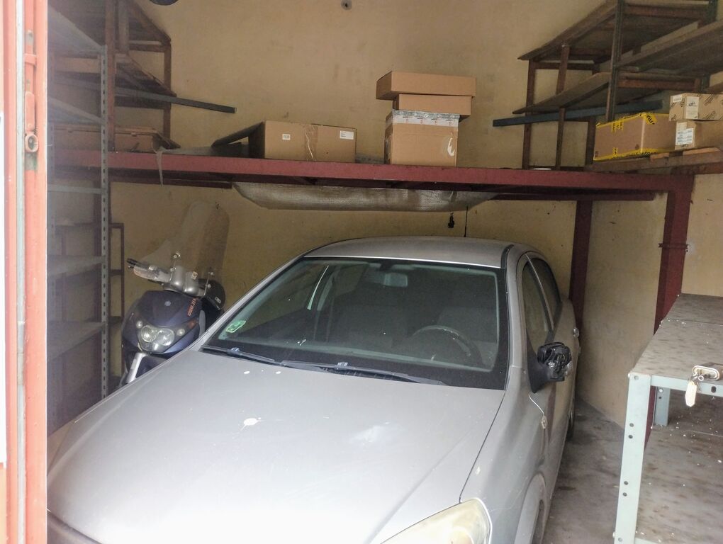 5399820  magazzino Semi centro  mq17