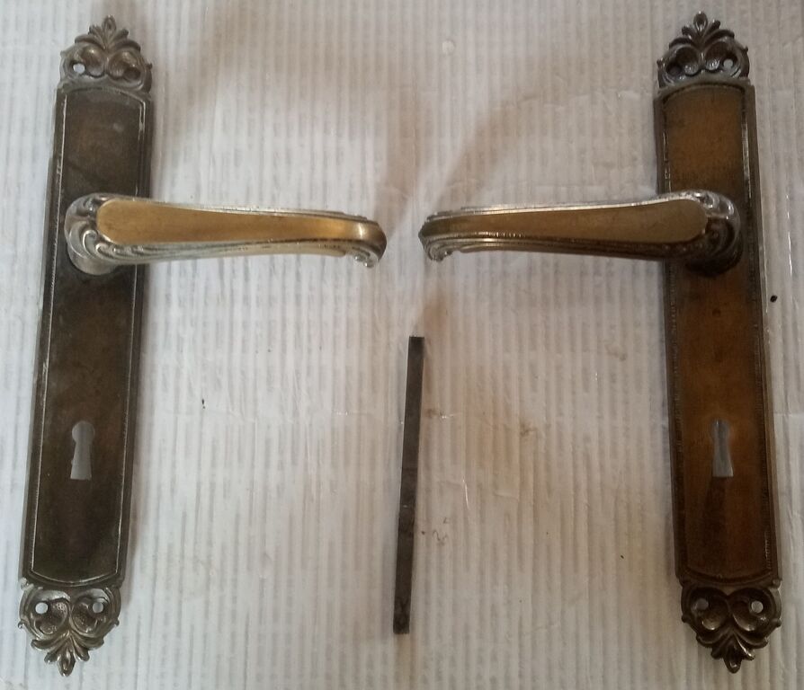 5375869 Maniglie per porte in ottone