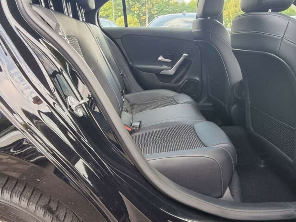 5397210  MERCEDES Classe A 180d LED NAVI
