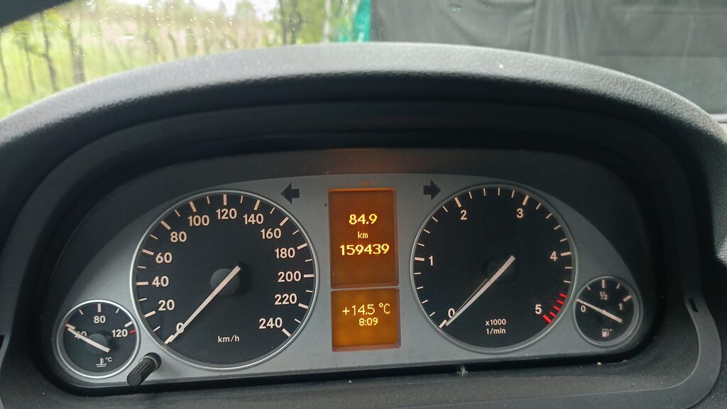 5403043  MERCEDES Classe B 180