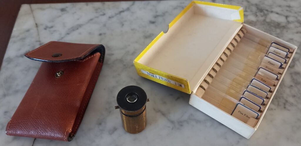 5386111 Microscopio portatile  da campo