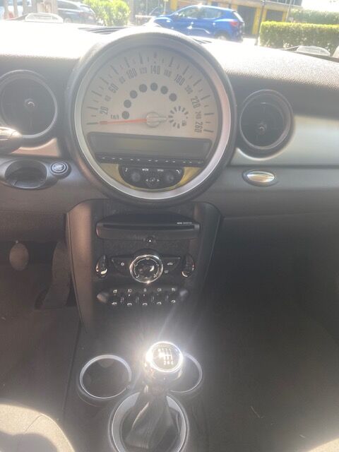 5405546  MINI Cooper 1.6 DIESEL
