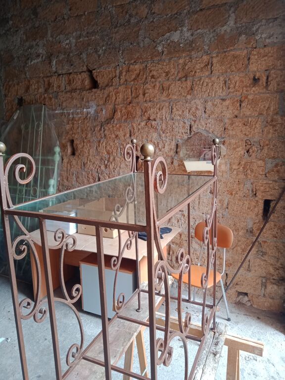 5367558 Mobile vintage in ferro