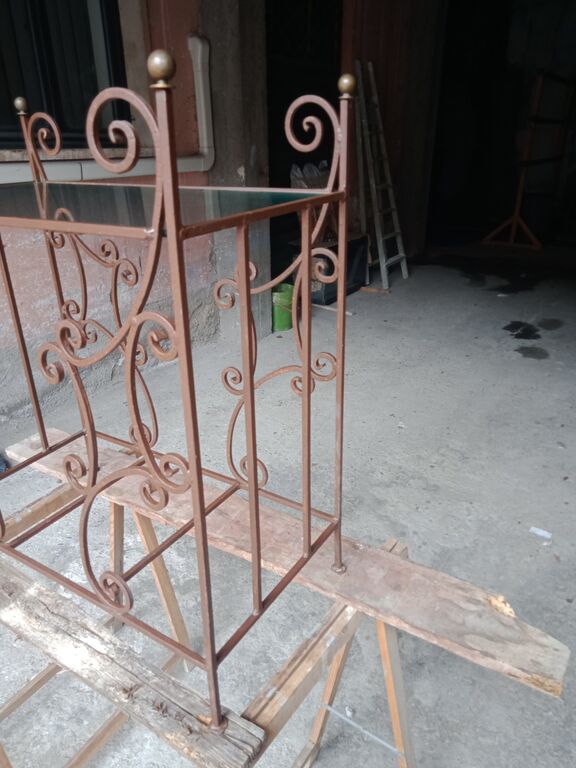 5367559 Mobile vintage in ferro