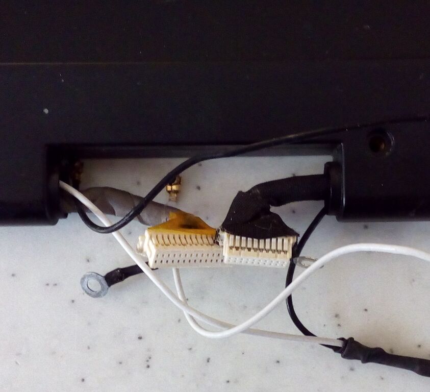 5382119 Monitor packard bell easynote