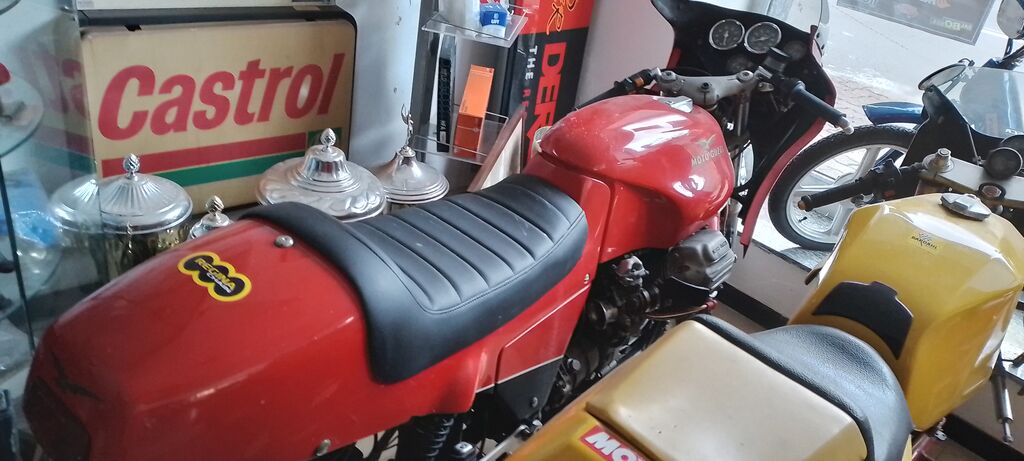 5401669  MOTO GUZZI Sport 750S