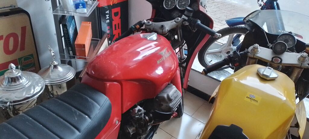 5401670  MOTO GUZZI Sport 750S
