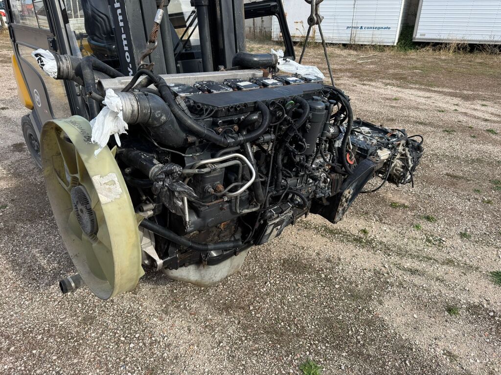 5390787 Motore e cambio marce manuale zf