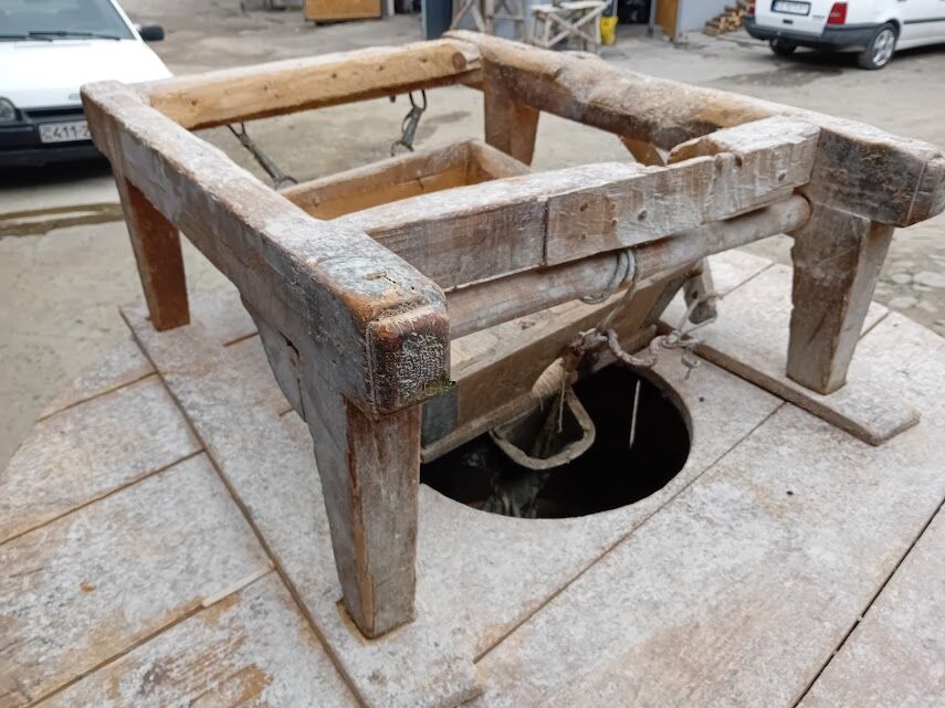 5410190 Mulino antico per arredamento