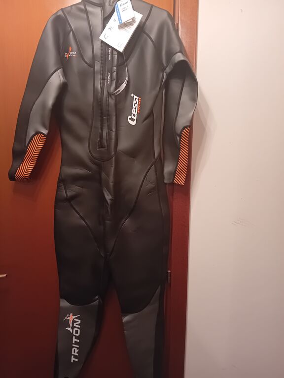 5371493 Muta sub donna cressi