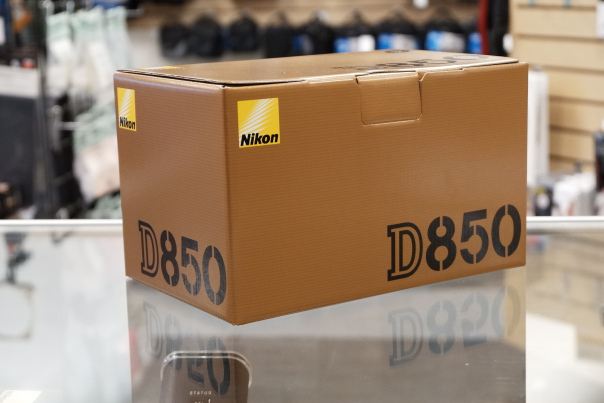 3747952 Nikon d850 45.7MP DSLR