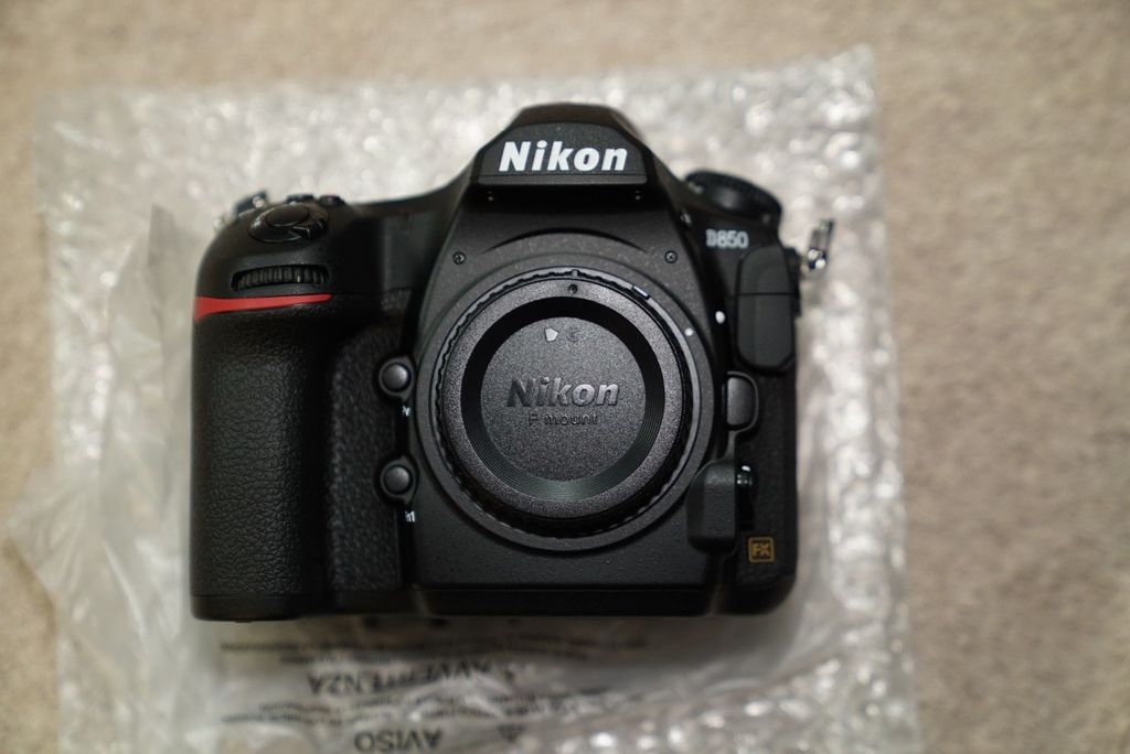 3800114  Nikon D850 DSLR (corpo)   Nuovo