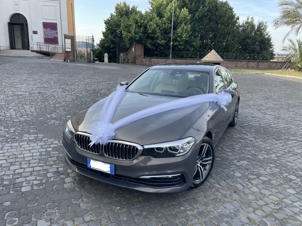 5391398 Noleggio auto con conducente per