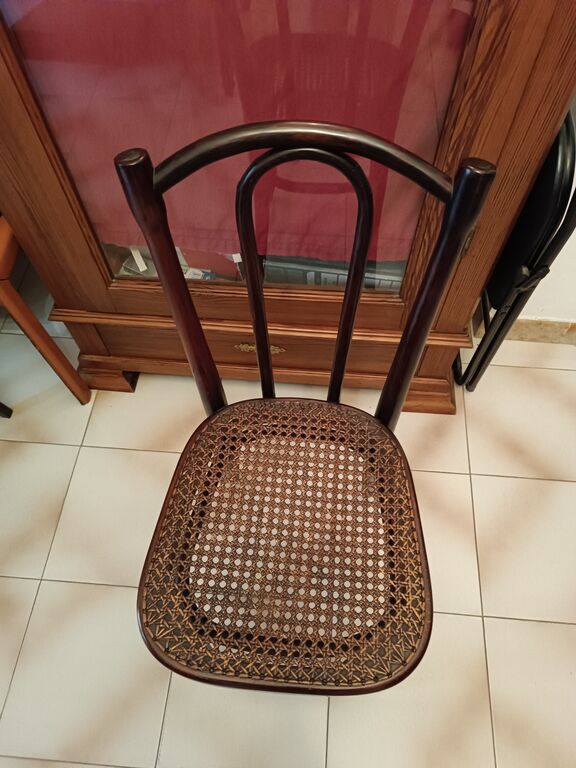 5350207 Oggetti e mobili di pregio