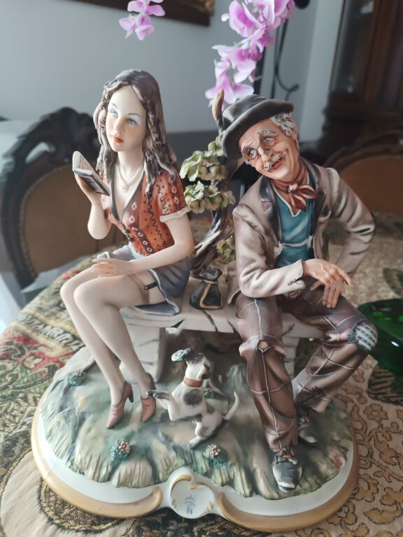 5350208 Oggetti e mobili di pregio