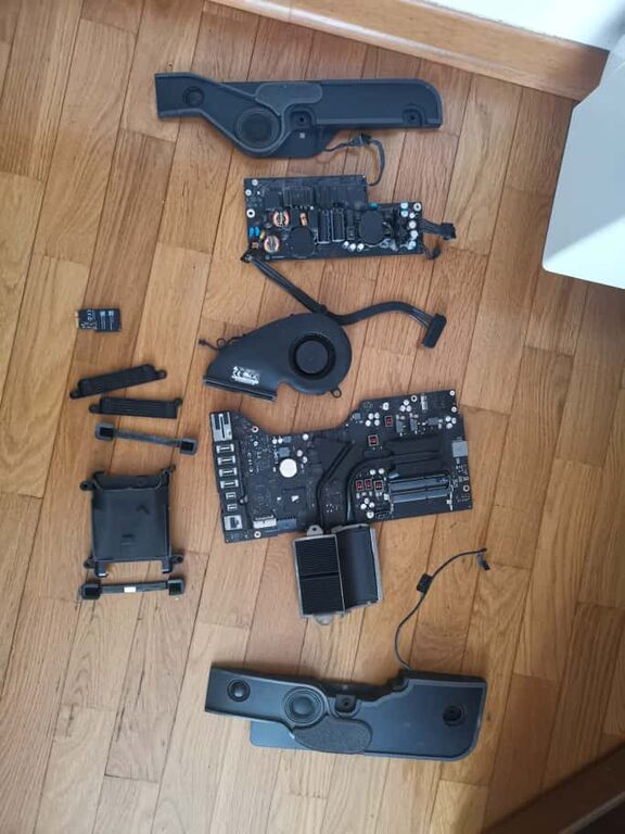 5410158 Parti ricambi imac 21 pollici