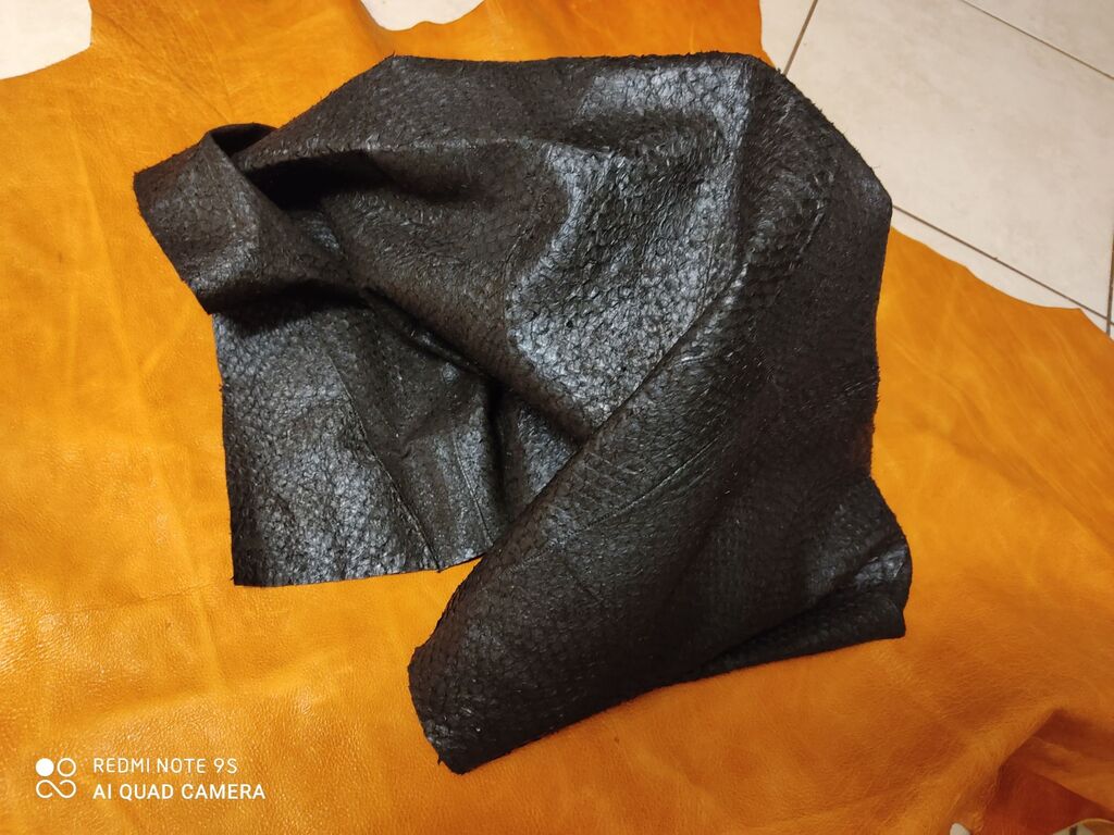 5402187 Pelli pregiate per abbigliamento