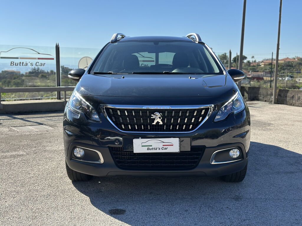 5375257  PEUGEOT 2008 1.5 bluehdi Black