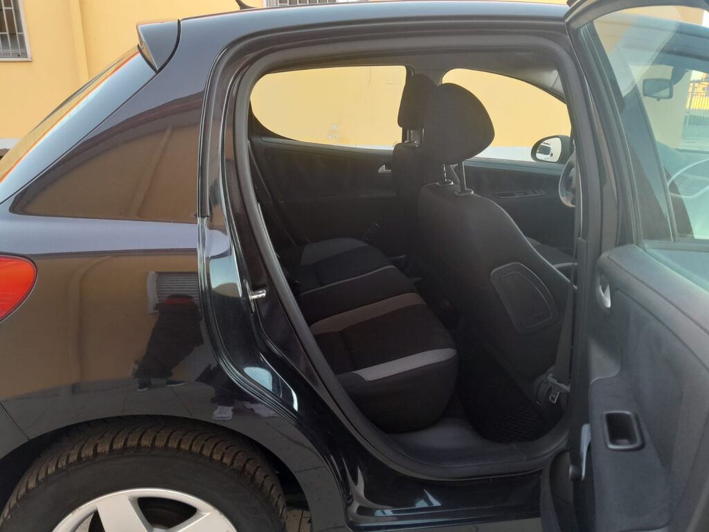 5398883  PEUGEOT 207 1.4 GPL Xline 5p