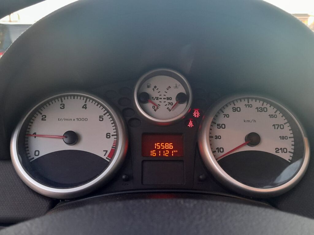 5398884  PEUGEOT 207 1.4 GPL Xline 5p
