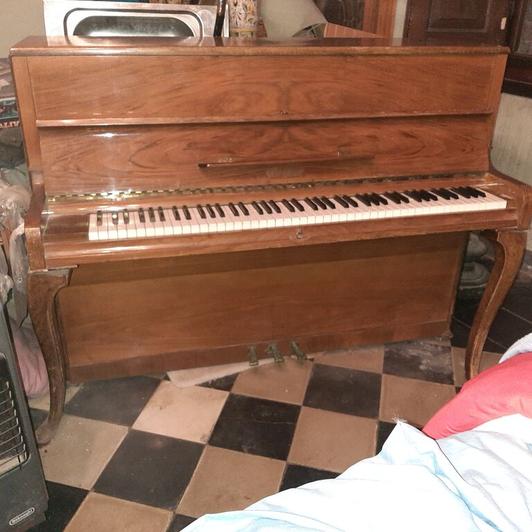 5402703 Pianoforte steinbach 1950