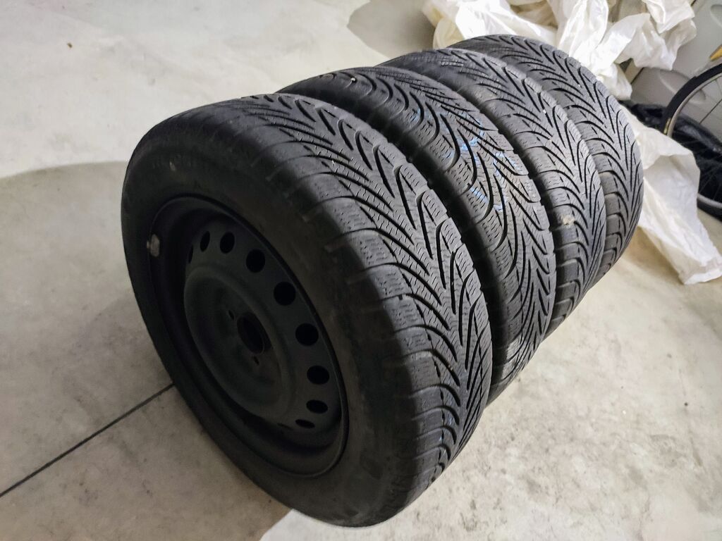 5401103  Pneumatici e Cerchi TOYOTA