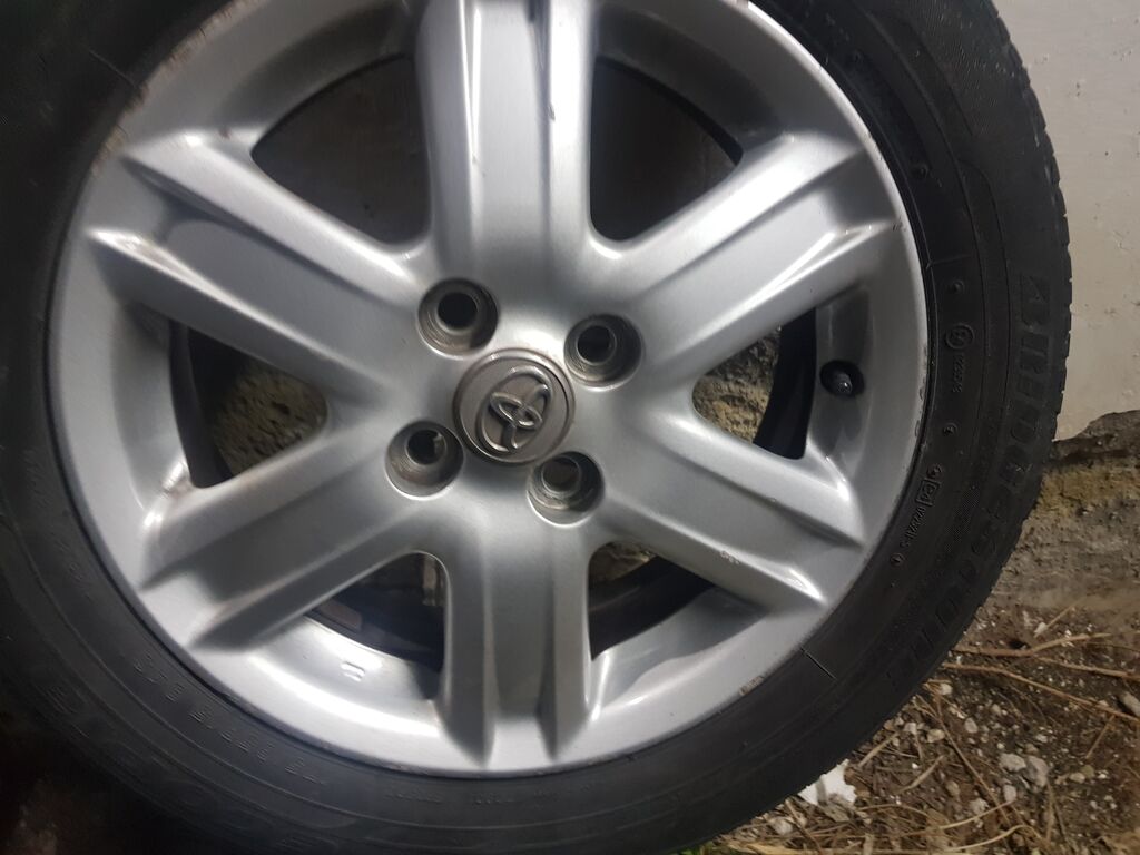 5402788  Pneumatici e Cerchi TOYOTA IQ