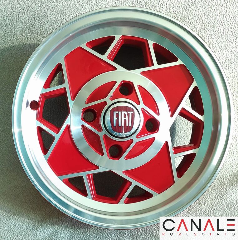 5404895  Pneumatici e Cerchi FIAT 500L