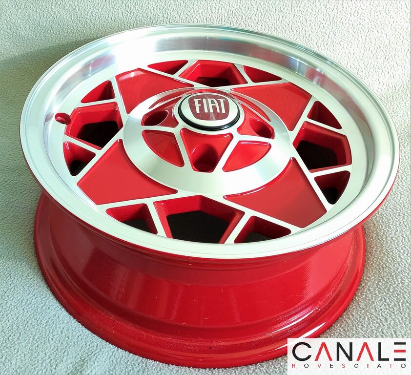 5404896  Pneumatici e Cerchi FIAT 500L