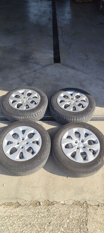 5404978  Pneumatici e Cerchi HYUNDAI i20