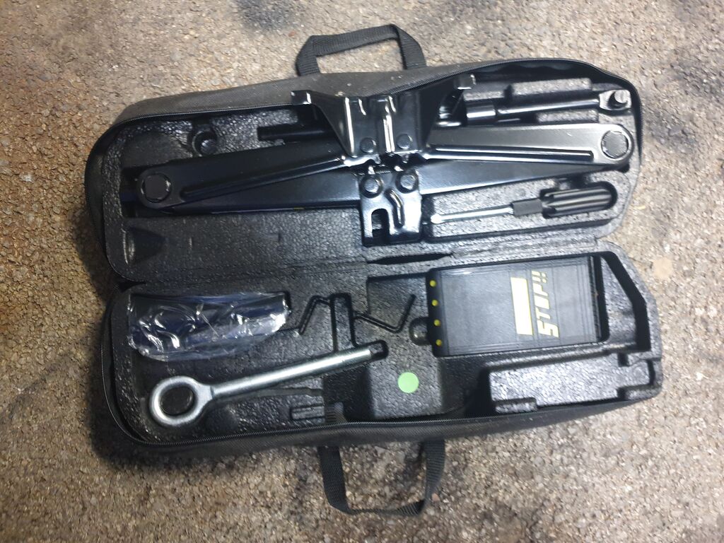 5405078  Pneumatici e Cerchi JEEP