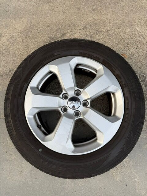 5406390  Pneumatici e Cerchi JEEP