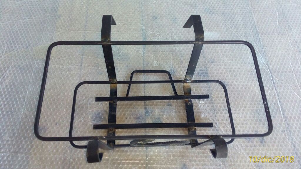 5382908 Porta vasi in ferro battuto