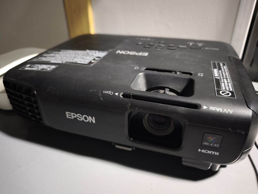 5403353 Proiettore epson h556b