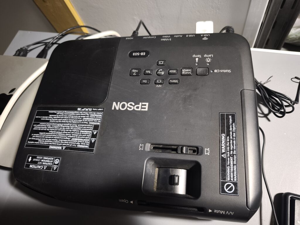 5403355 Proiettore epson h556b