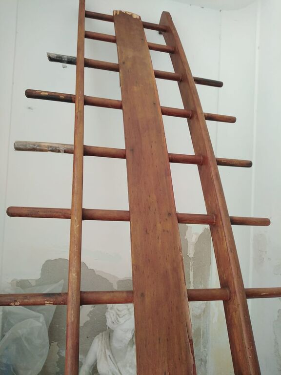 5403148 Scala svedese curva