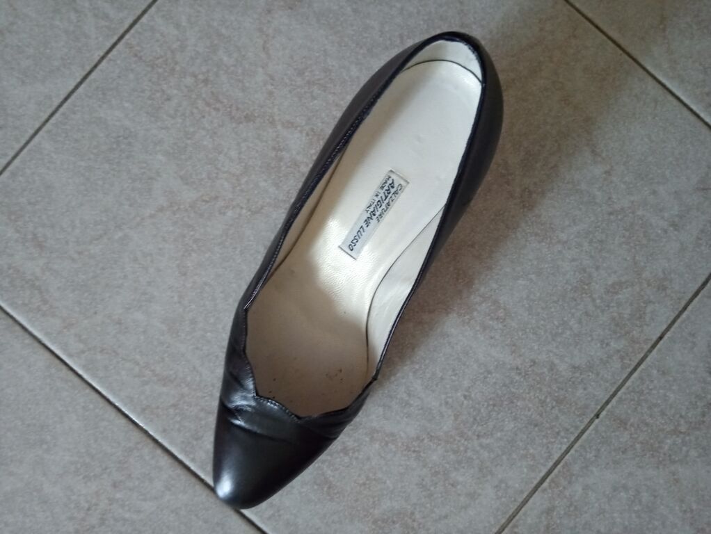 5403757 Scarpe nere