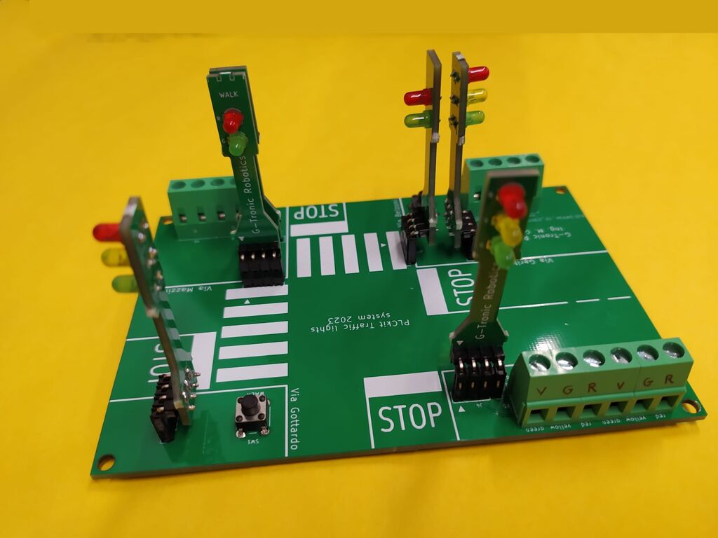 5364374 Schede interfaccia e modellino