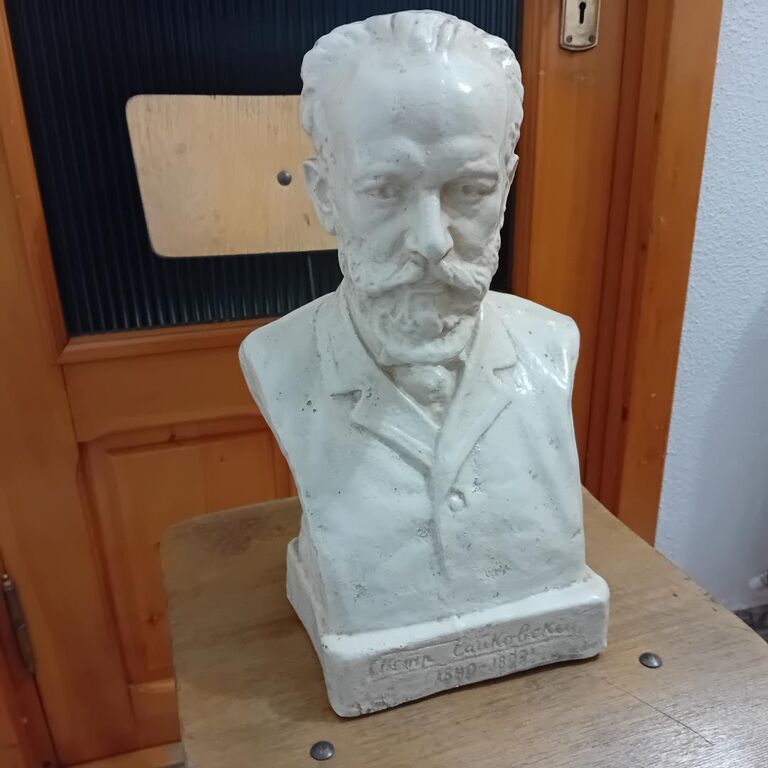 5405234 Scultura antica del famoso