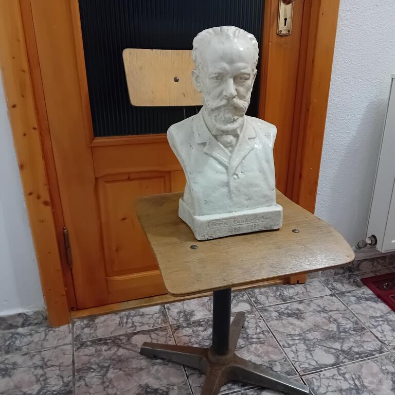 5405238 Scultura antica del famoso
