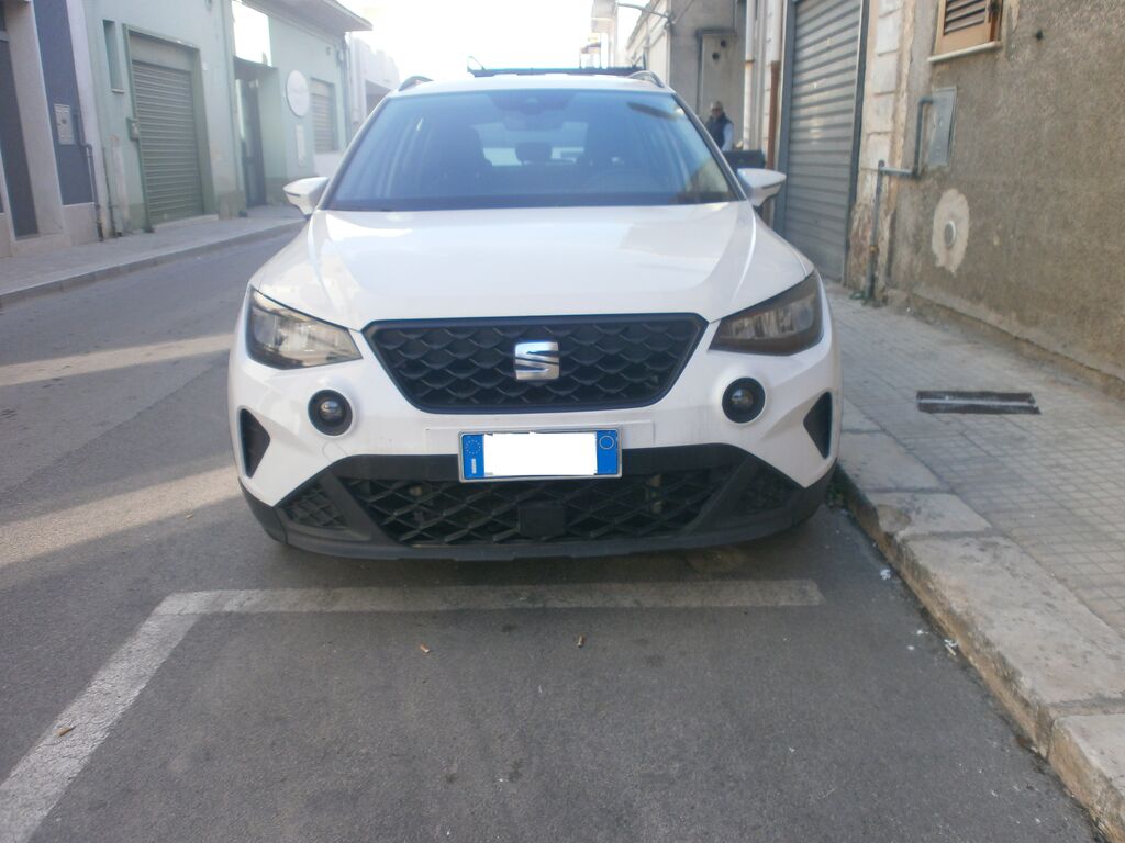 5404800  SEAT Arona 1000 90cv tgi style