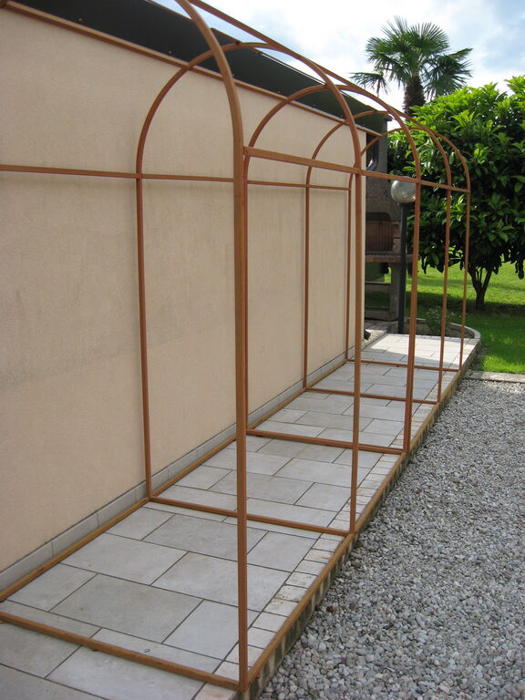 5351279 Serre per piante da giardino.