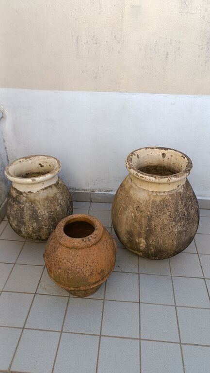 5377707 Si vendono tre terrecotte di