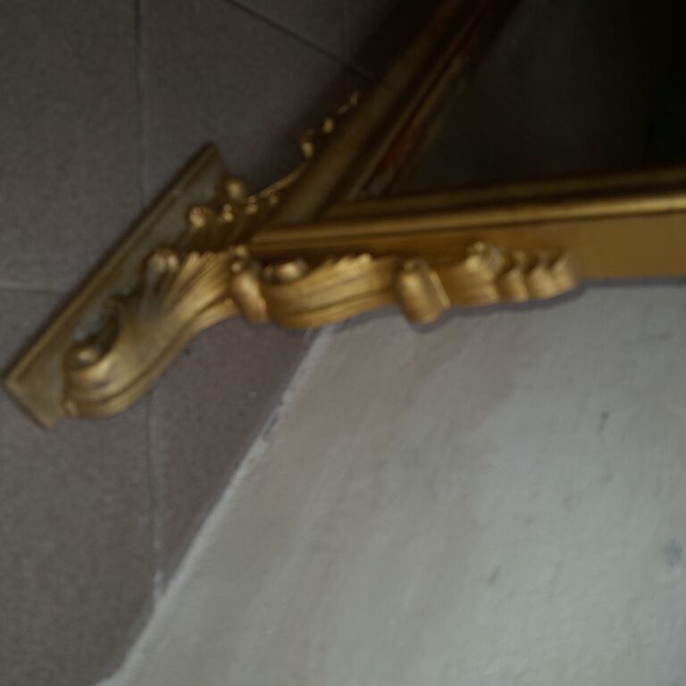 5403949 Specchio antico dorato con