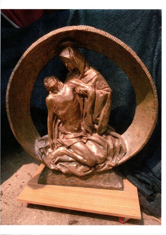 5366180 Statua  di bronzo  la pieta cm