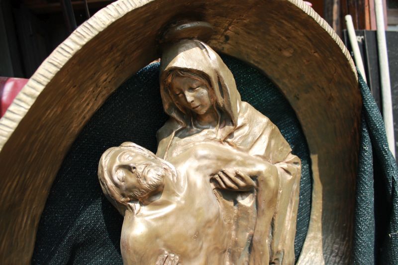 5366181 Statua  di bronzo  la pieta cm