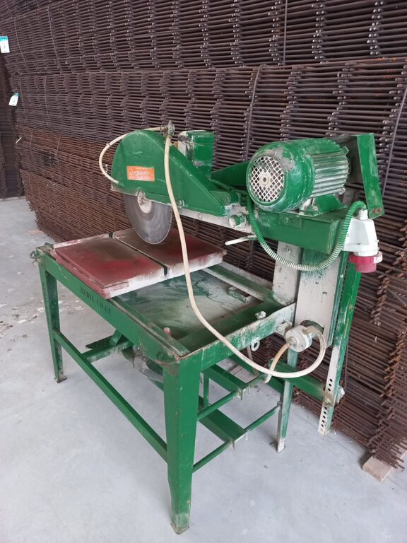 5383716 Taglierina clipper per mattoni