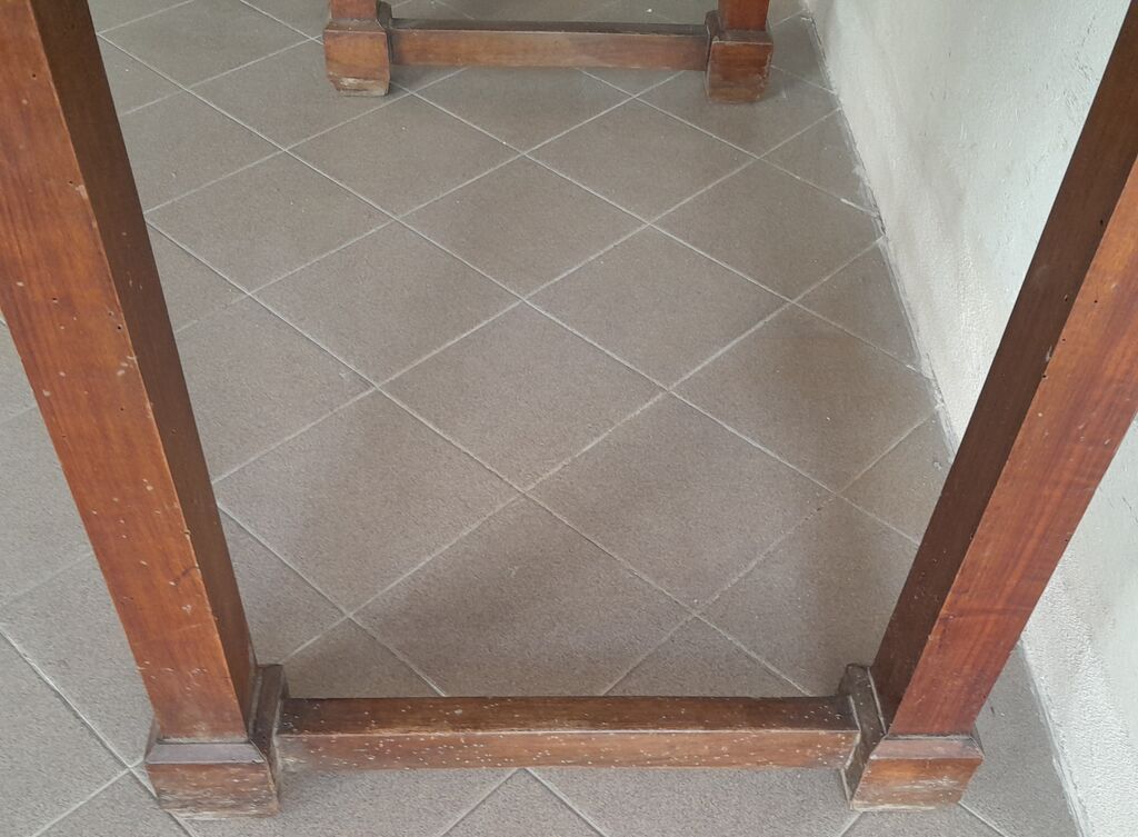 5405707 Tavolo antico in noce,pezzo