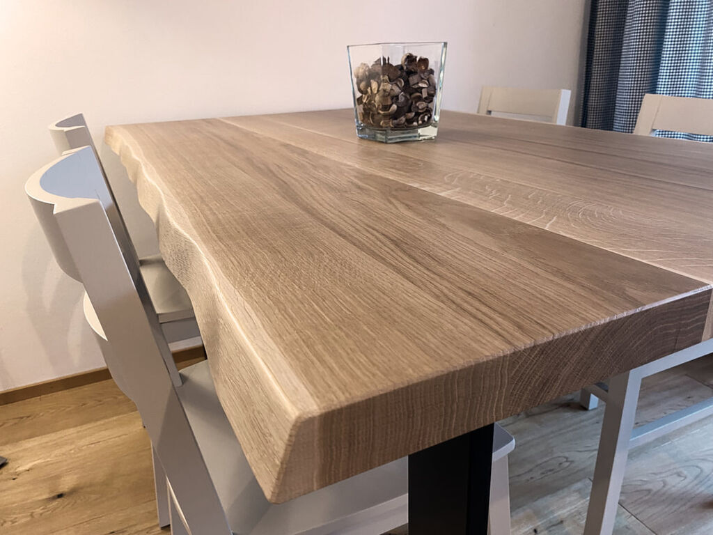 5405522 Tavolo rovere con supporto